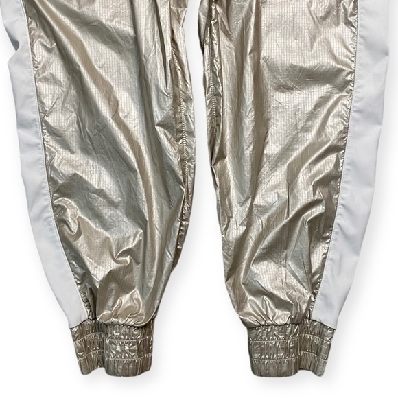 Under Armour Misty Copeland Metallic Gold & White Jogger Running Pants - Medium - Picture 7 of 10